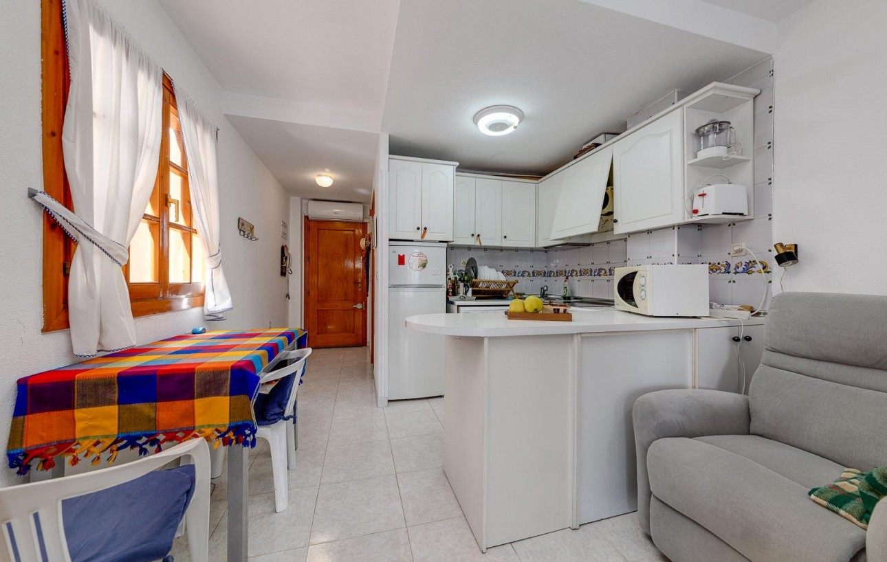 Resale - Studie - Torrevieja - La Mata