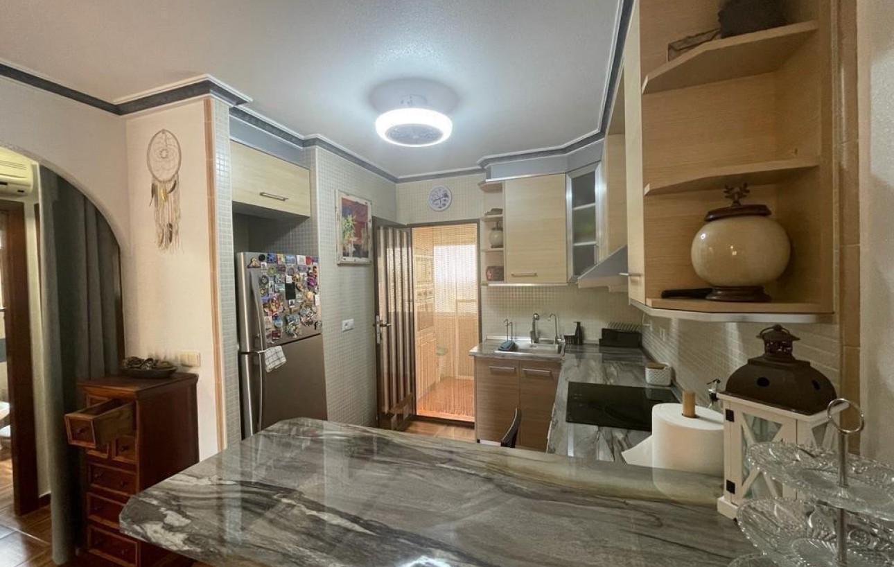 Revente - Bungalow Planta Baja - Torrevieja - Aguas nuevas 2