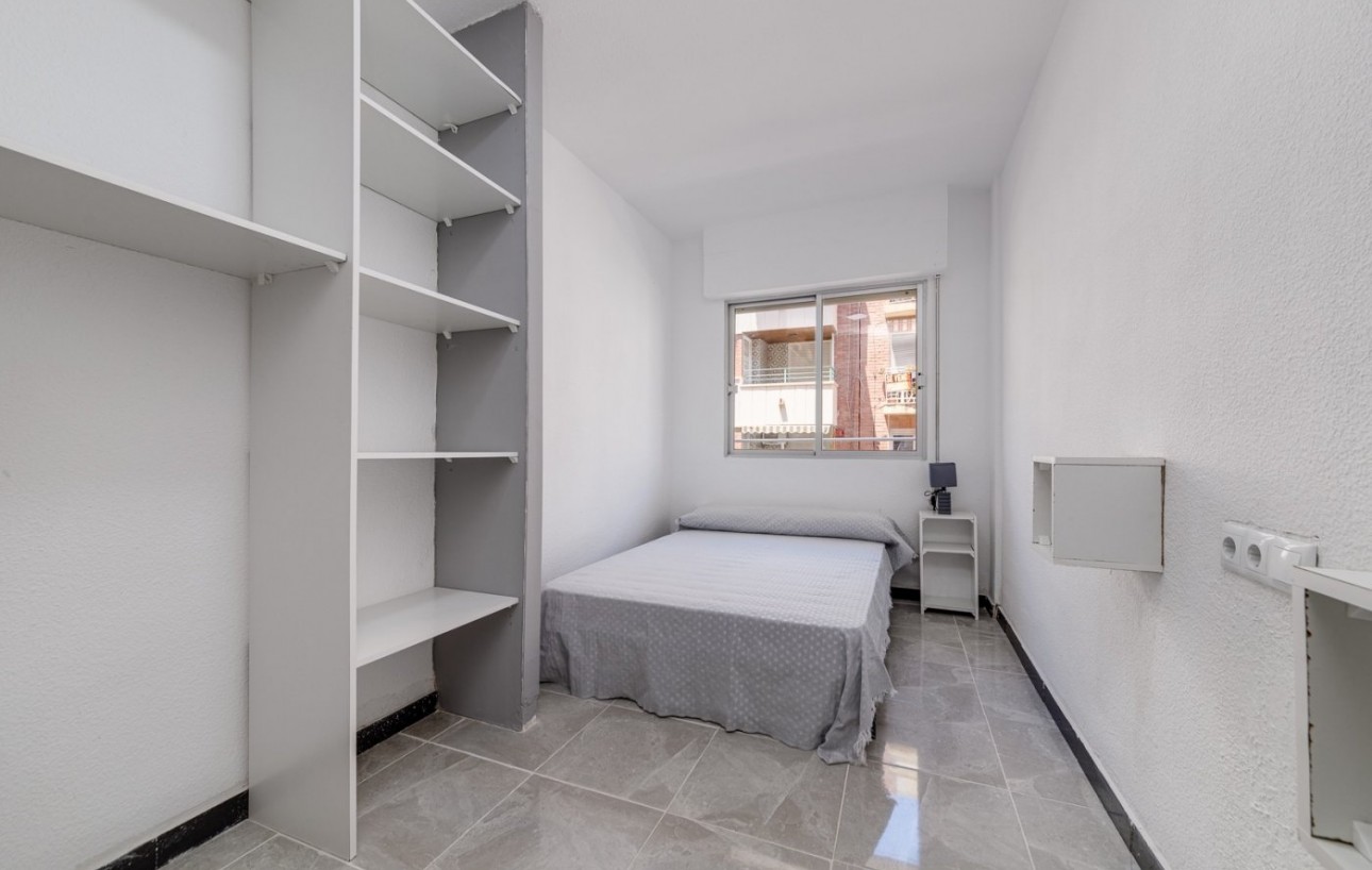 Venta - Apartamento - Torrevieja - Playa de los locos