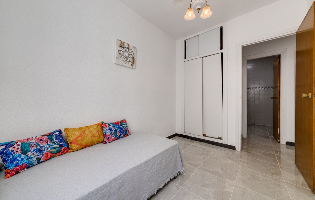 Venta - Apartamento - Torrevieja - Playa de los locos