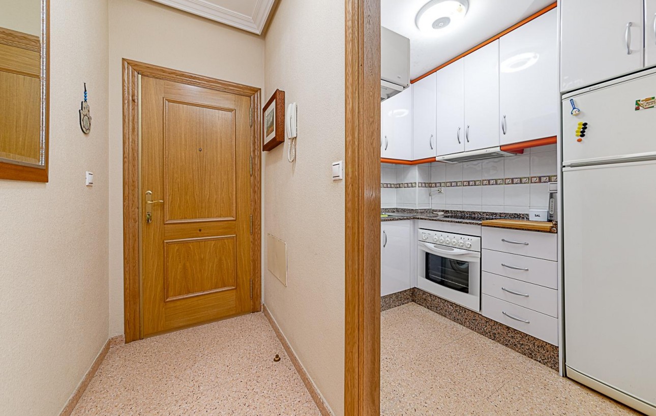 Resale - Wohnung - Torrevieja - Playa del cura