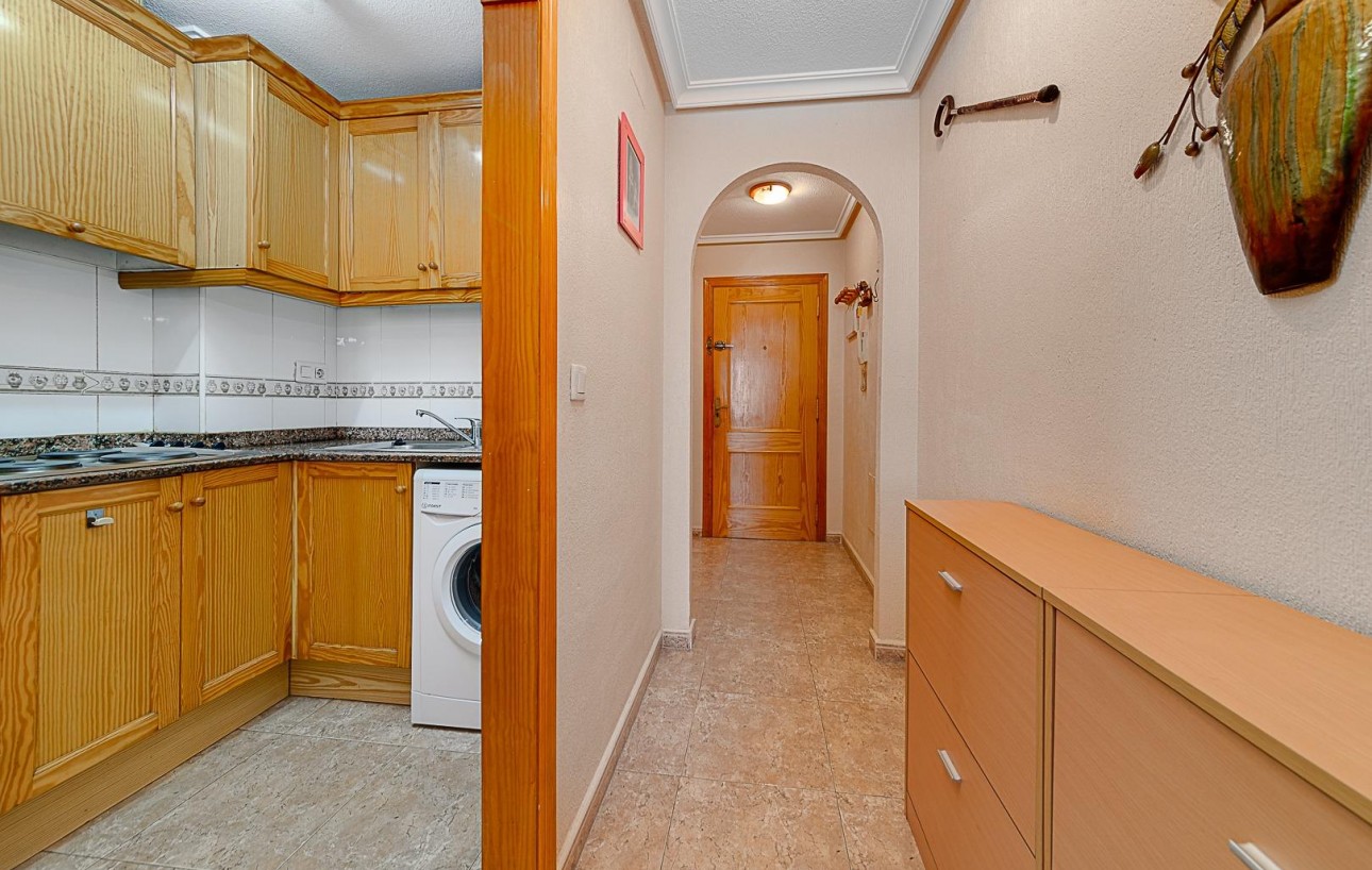 Resale - Wohnung - Torrevieja - Playa de los locos