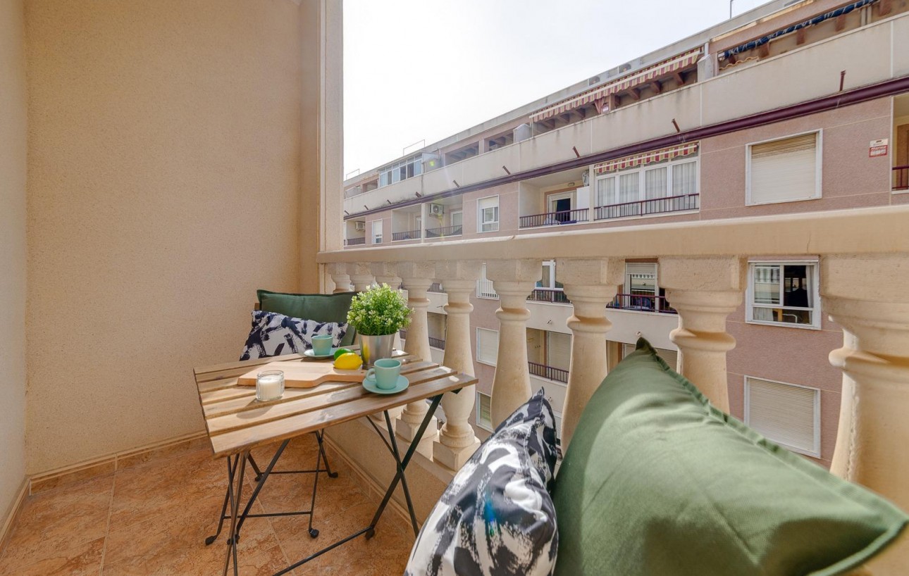 Sale - Apartment - Torrevieja - Parque las naciones