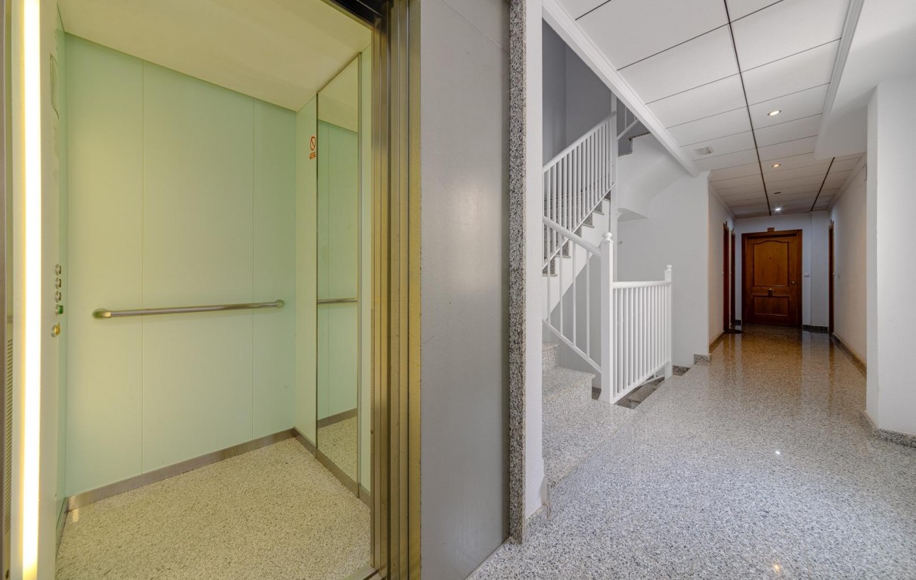Sale - Penthouse - San Miguel de Salinas - CENTRO