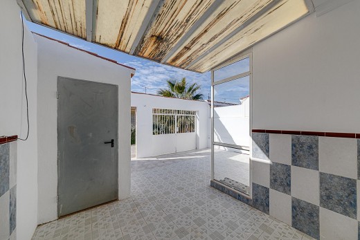 Venta - Chalet - Torrevieja - Torretas