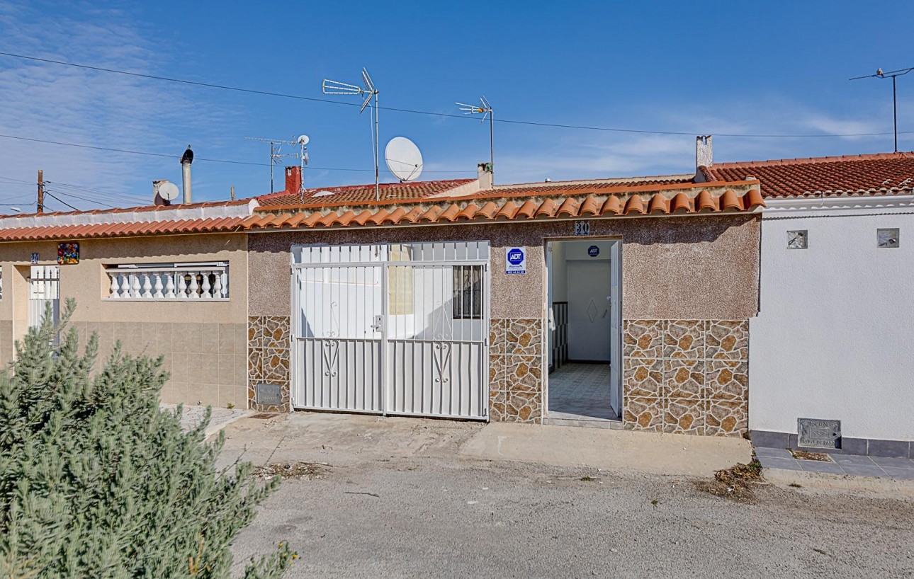 Venta - Chalet - Torrevieja - Torretas