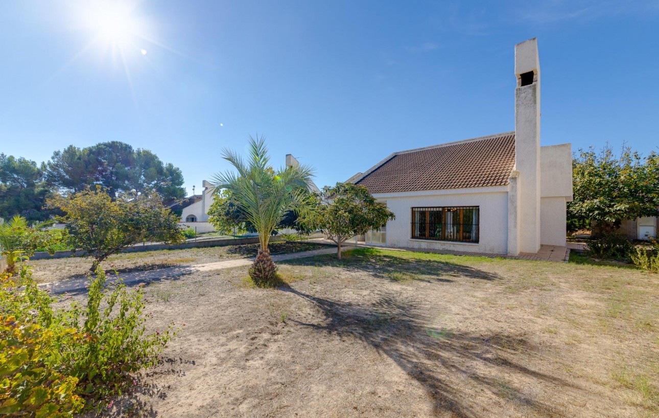 Sale - Chalet - San Miguel de Salinas - Ciudad de las comunicaciones