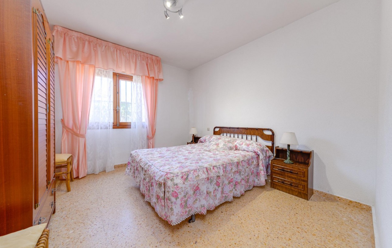 Sale - Chalet - San Miguel de Salinas - Ciudad de las comunicaciones