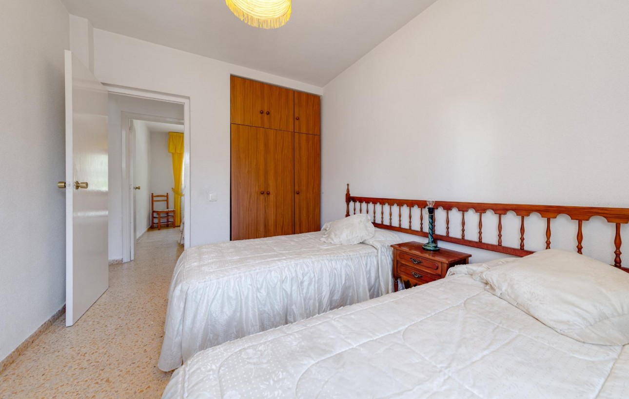 Sale - Chalet - San Miguel de Salinas - Ciudad de las comunicaciones