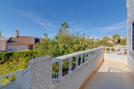 Sale - Chalet - San Miguel de Salinas - Ciudad de las comunicaciones