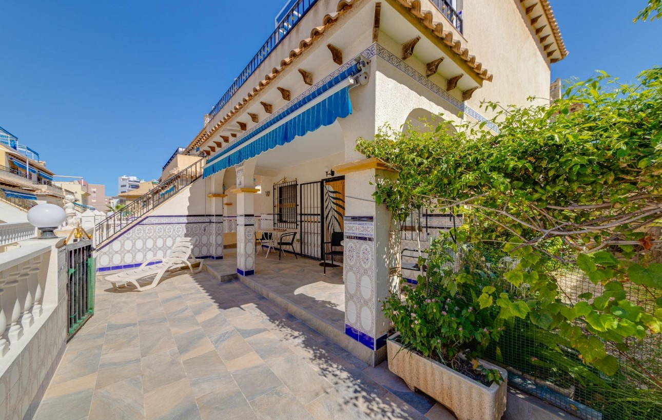 Resale - Bungalow Planta Baja - Torrevieja - La Mata