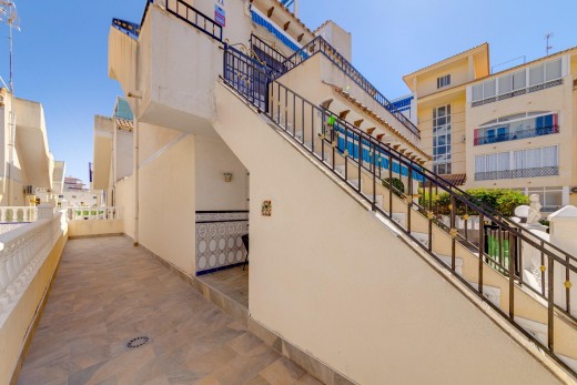 Resale - Bungalow Planta Baja - Torrevieja - La Mata