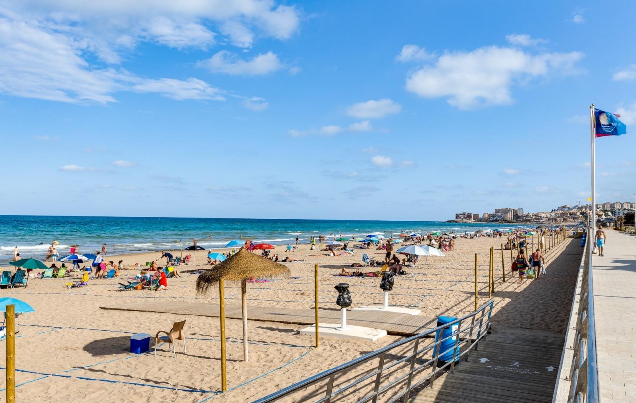 Resale - Bungalow Planta Baja - Torrevieja - La Mata