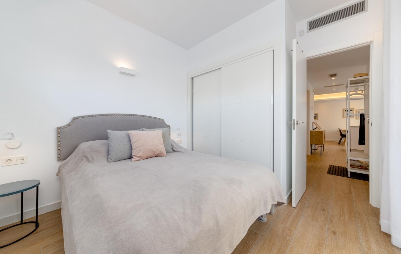 Resale - Chalet - Torrevieja - Rosaleda-los frutales