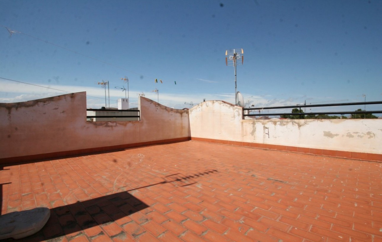 Resale - Chalet - Torrevieja - Los balcones