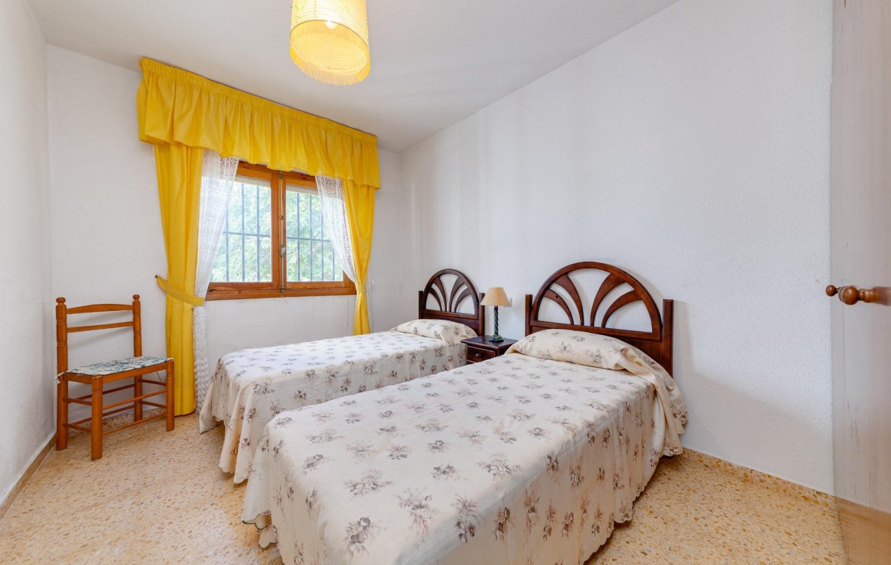 Venta - Chalet - San Miguel de Salinas - Ciudad de las comunicaciones