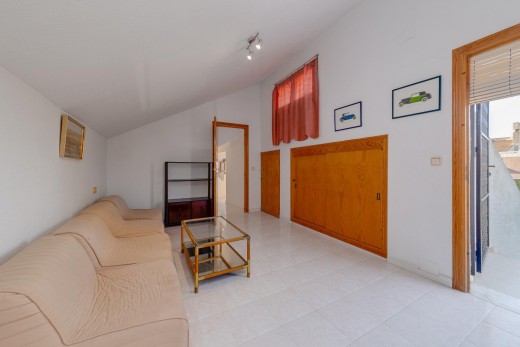 Venta - Chalet - San Miguel de Salinas - Ciudad de las comunicaciones