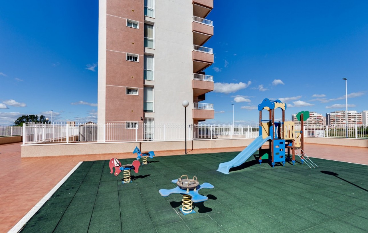 Venta - Apartamento - Guardamar del Segura - puerto deportivo