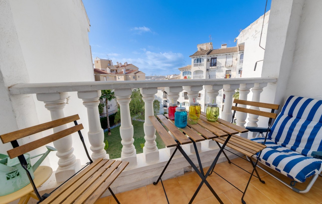 Venta - Apartamento - Torrevieja - Calas blanca