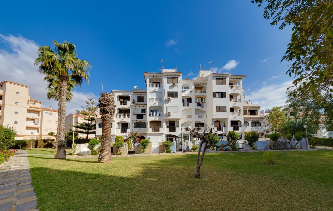Venta - Apartamento - Torrevieja - Calas blanca