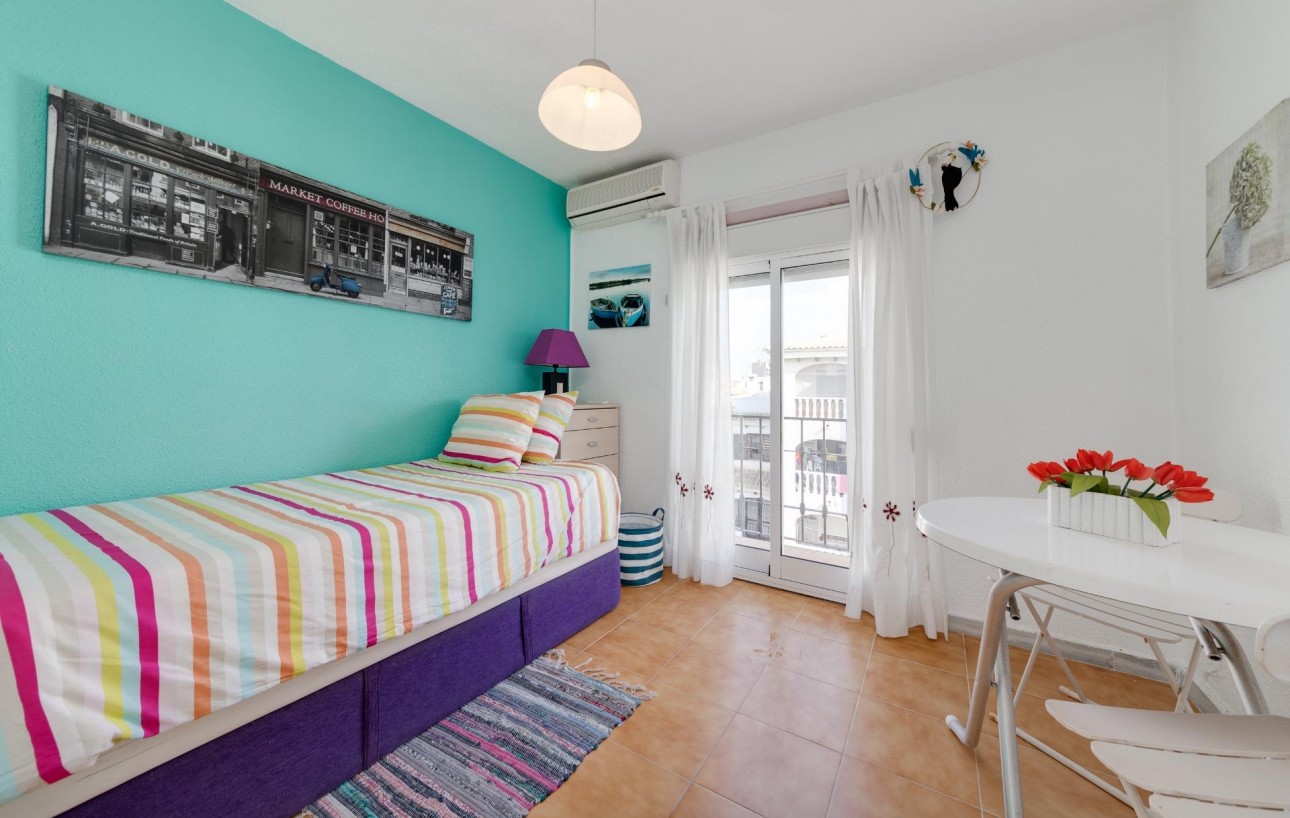 Venta - Apartamento - Torrevieja - Calas blanca