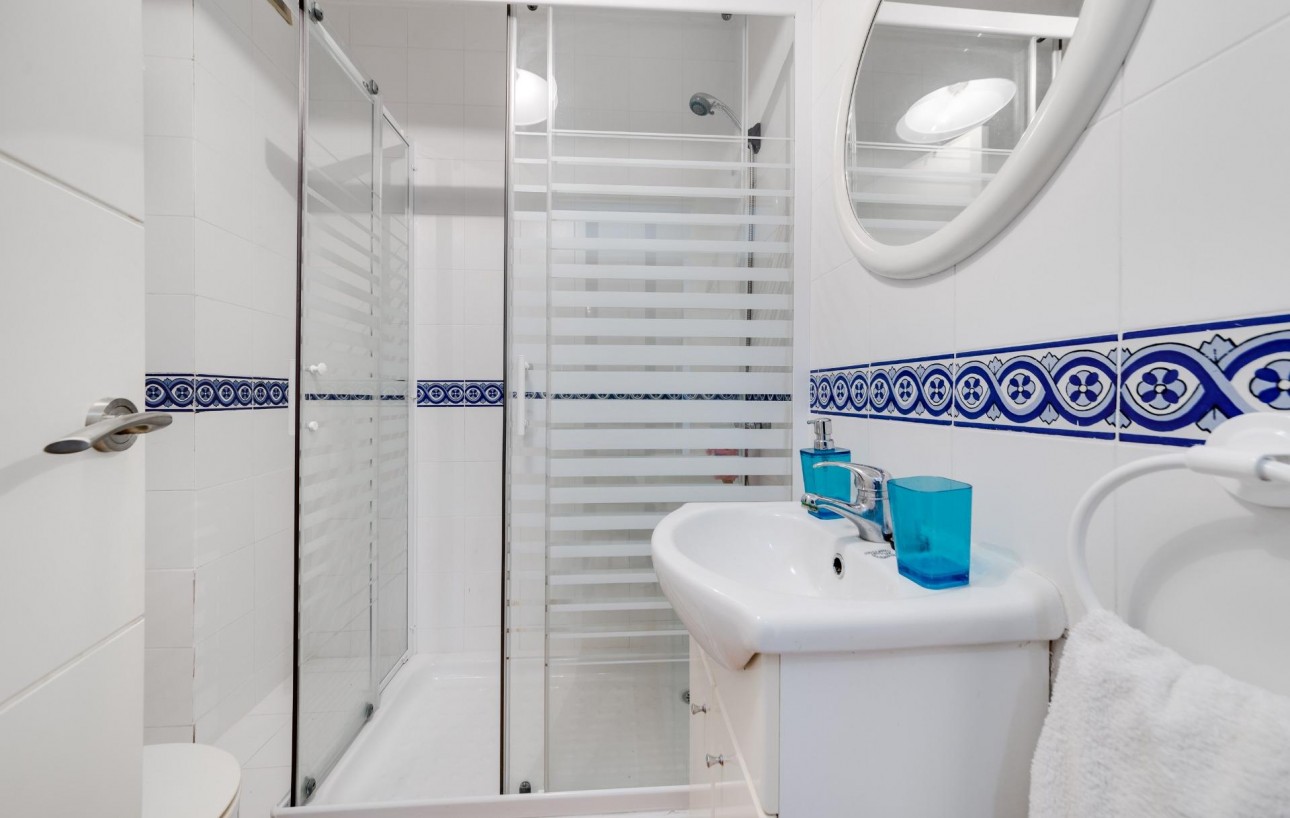 Venta - Apartamento - Torrevieja - Calas blanca