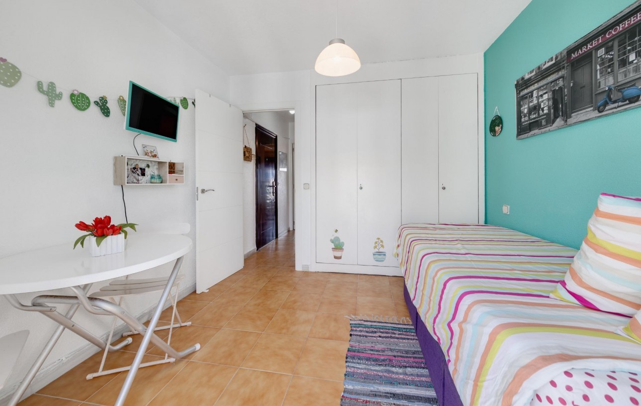 Venta - Apartamento - Torrevieja - Calas blanca