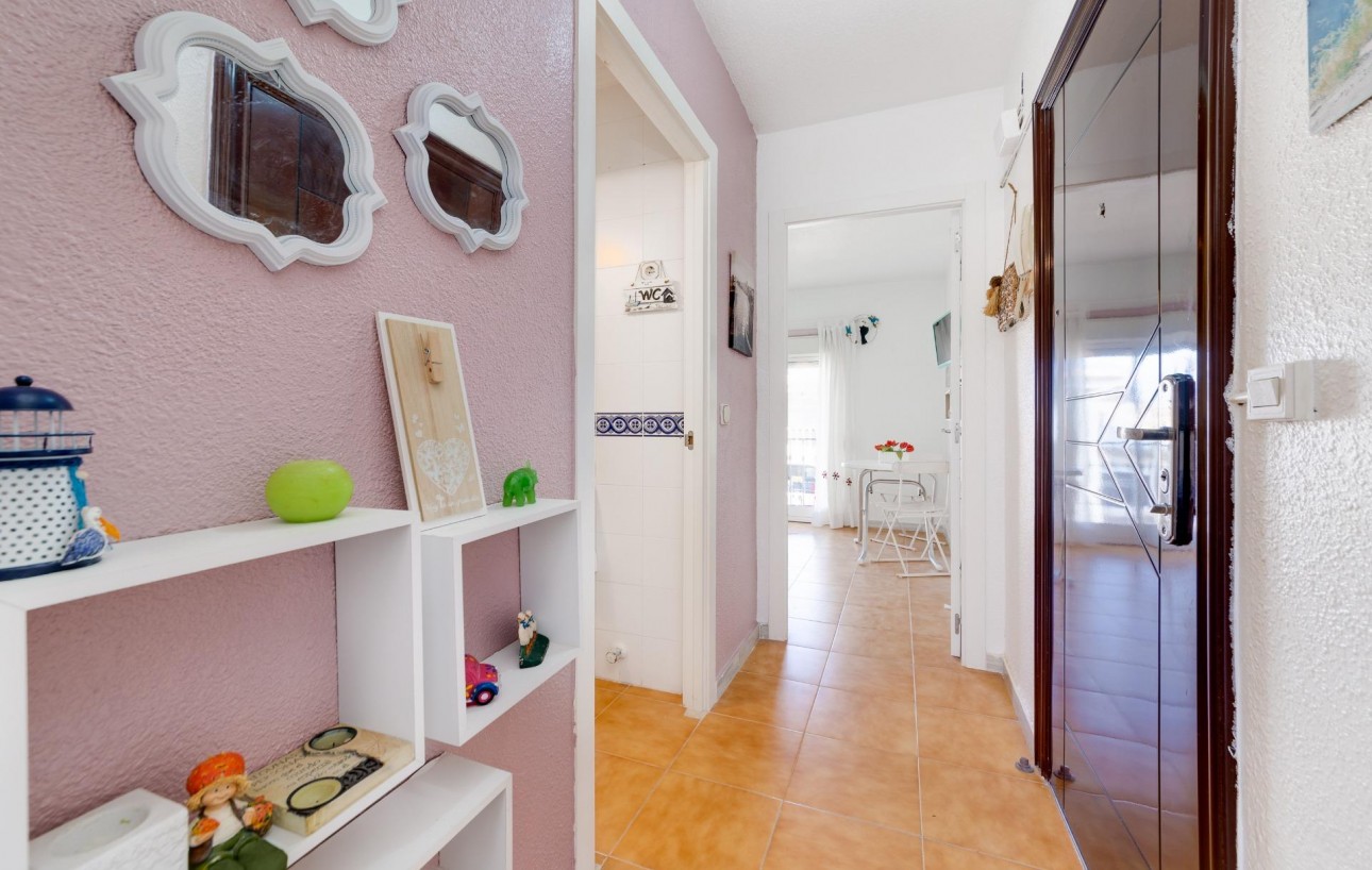 Venta - Apartamento - Torrevieja - Calas blanca
