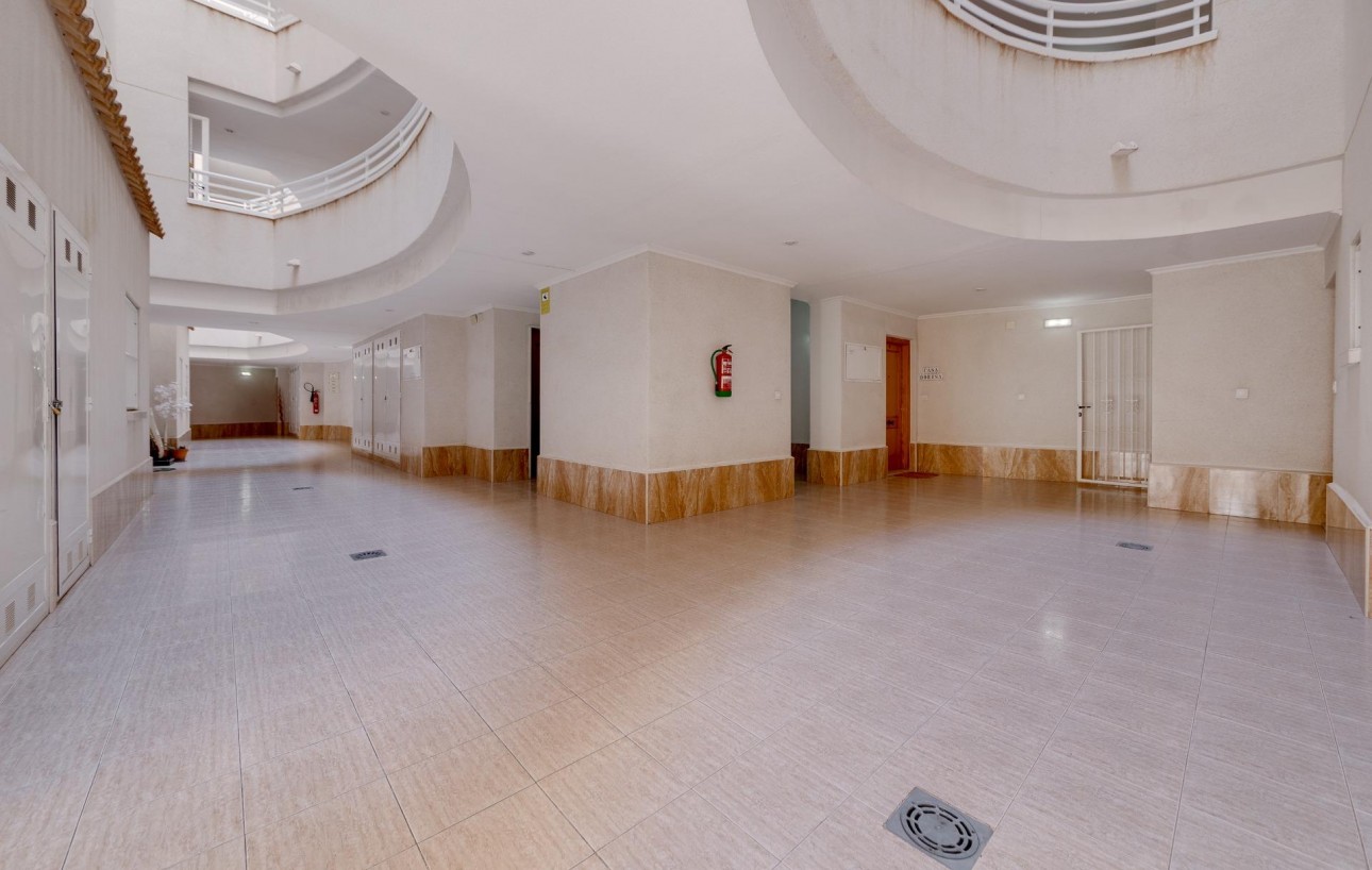 Resale - Lägenhet - Torrevieja - Centro