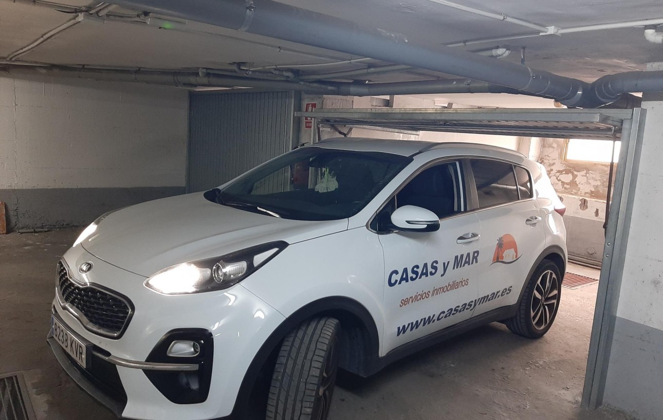 Resale - Garage - Torrevieja - Playa del cura