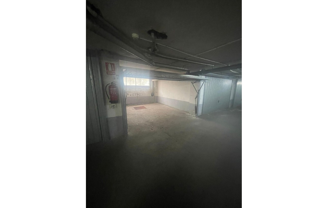 Resale - Garage - Torrevieja - Playa del cura