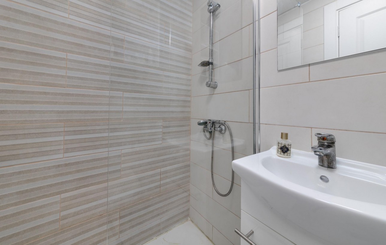 Resale - Studie - Torrevieja - Playa del cura