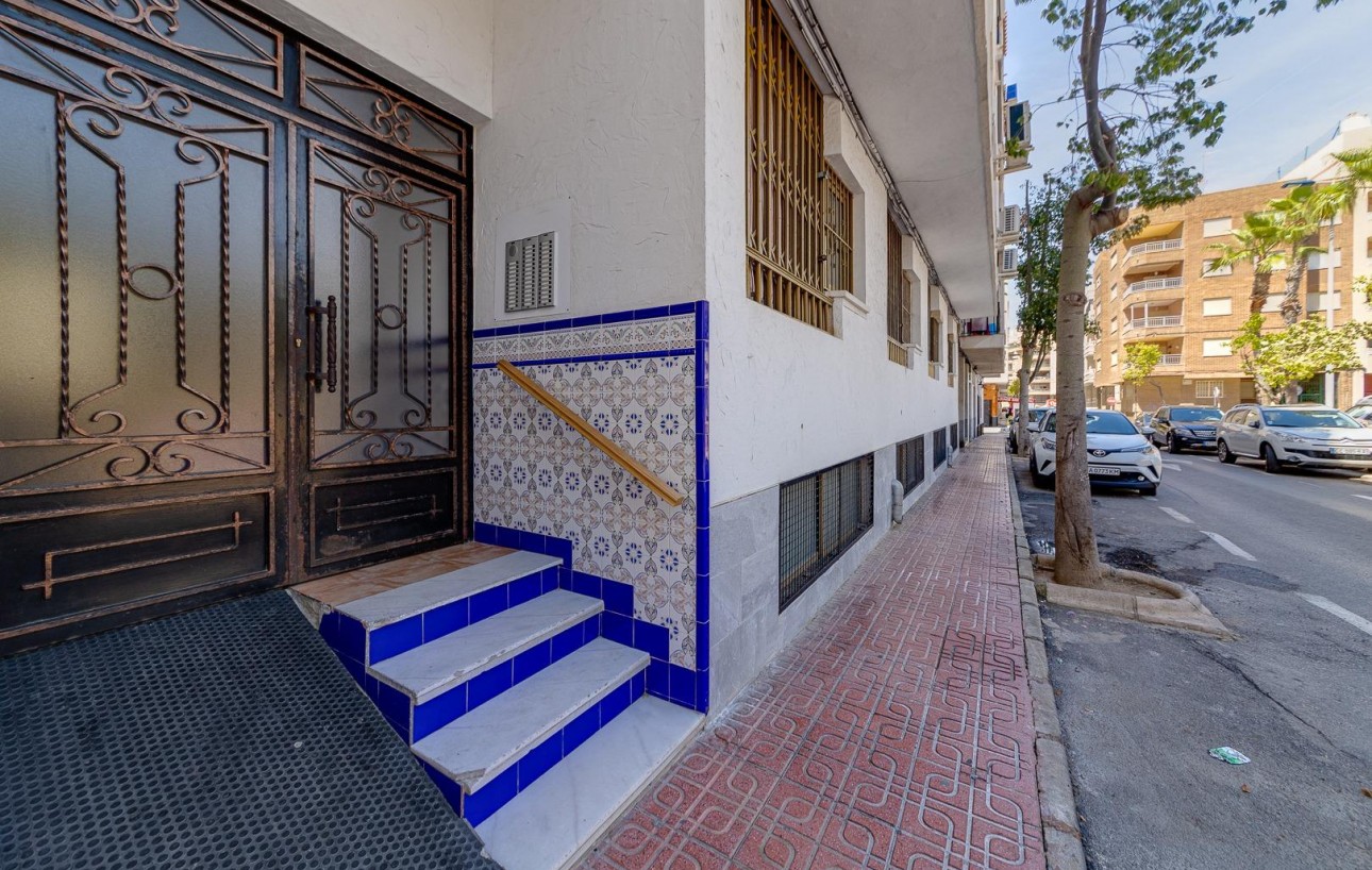 Resale - Studie - Torrevieja - Playa del cura