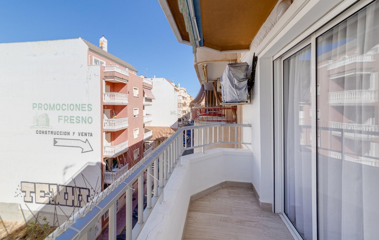 Venta - Apartamento - Torrevieja - Playa del cura