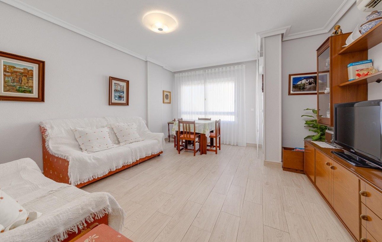 Venta - Apartamento - Torrevieja - Playa del cura