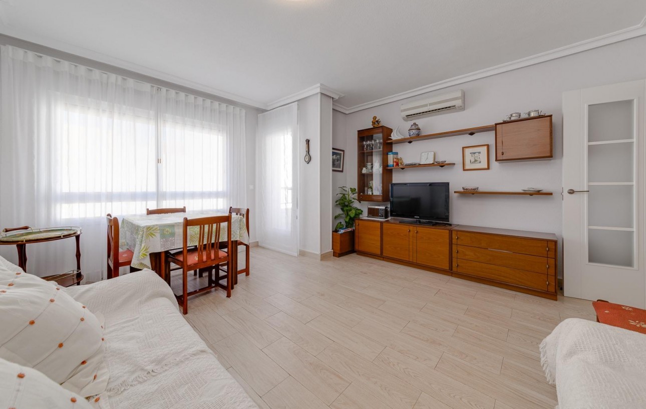 Venta - Apartamento - Torrevieja - Playa del cura