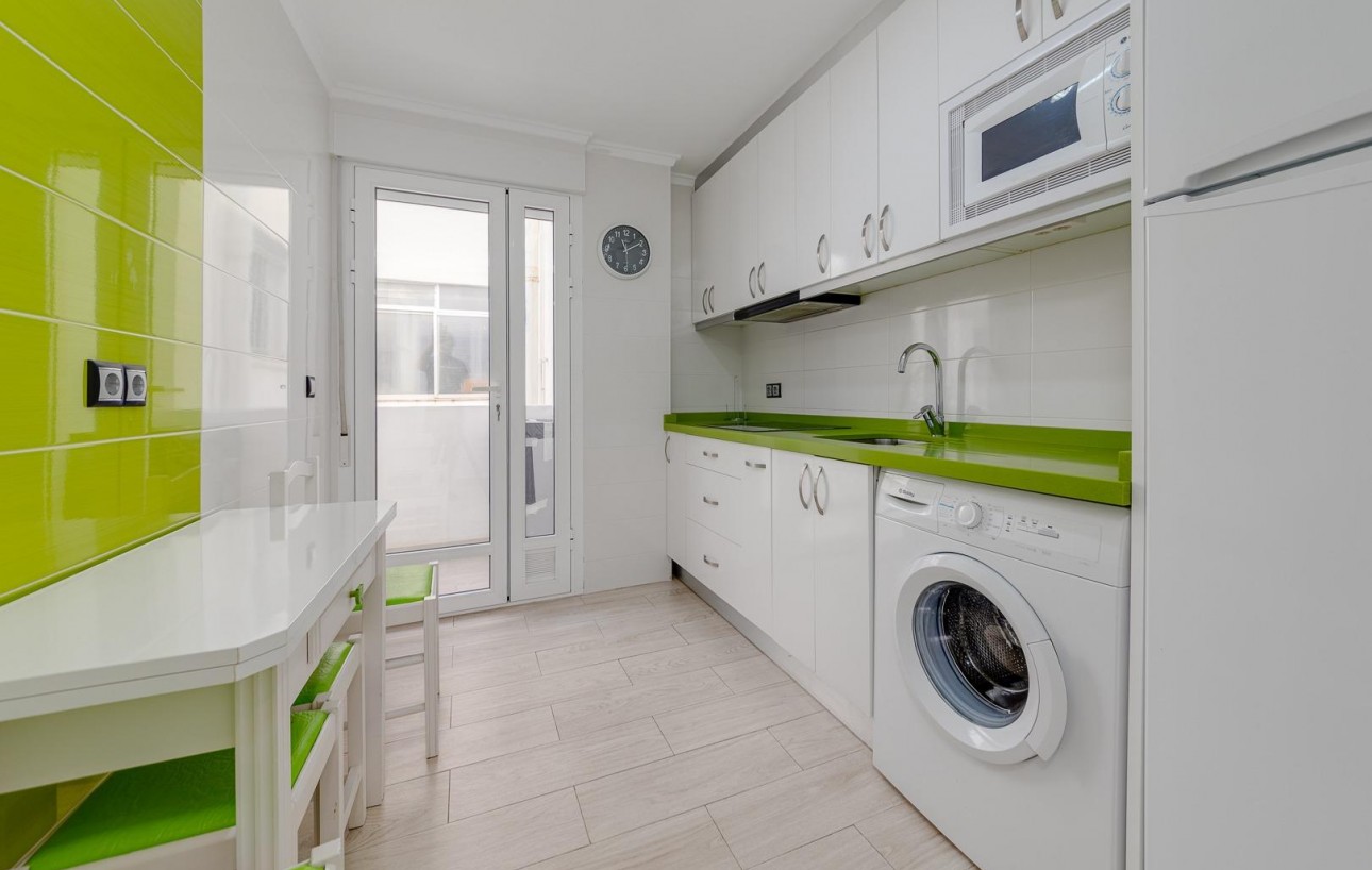 Venta - Apartamento - Torrevieja - Playa del cura