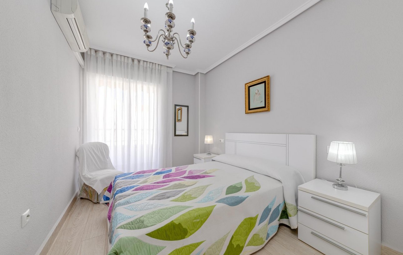 Venta - Apartamento - Torrevieja - Playa del cura