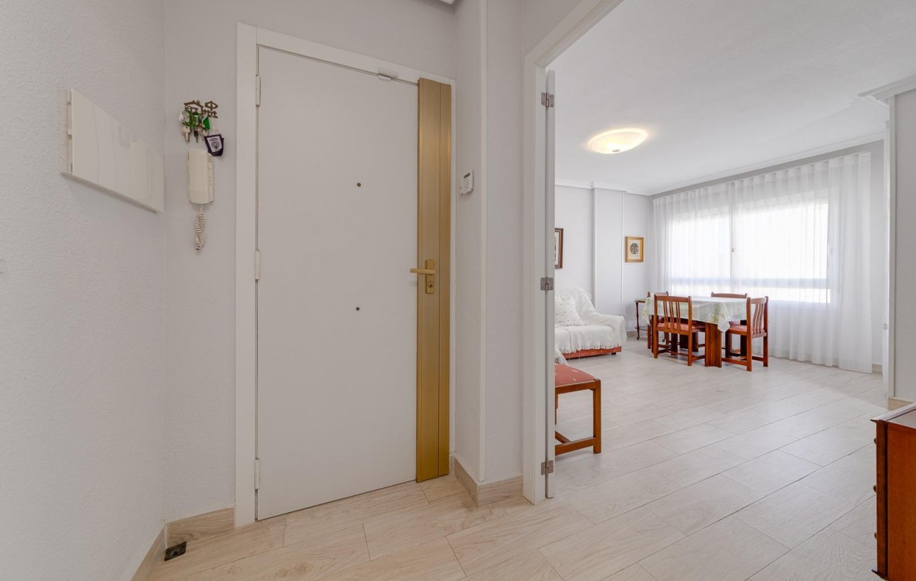 Venta - Apartamento - Torrevieja - Playa del cura