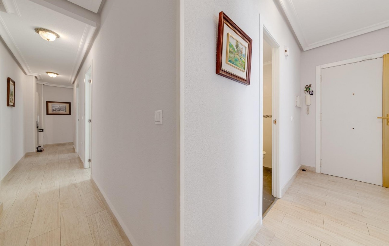 Venta - Apartamento - Torrevieja - Playa del cura