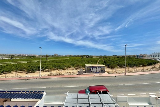 Venta - Chalet - Torrevieja - Los altos