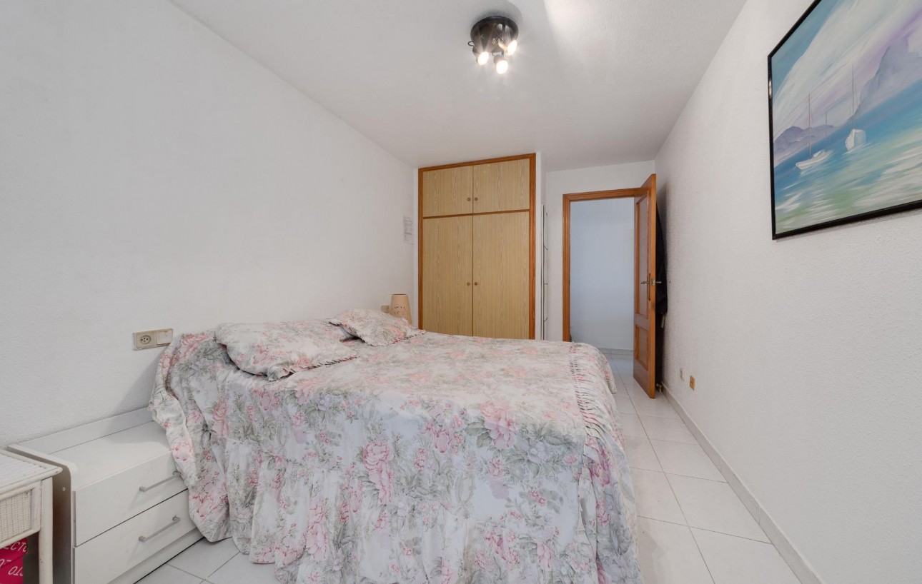 Resale - Wohnung - Torrevieja - Playa de los locos