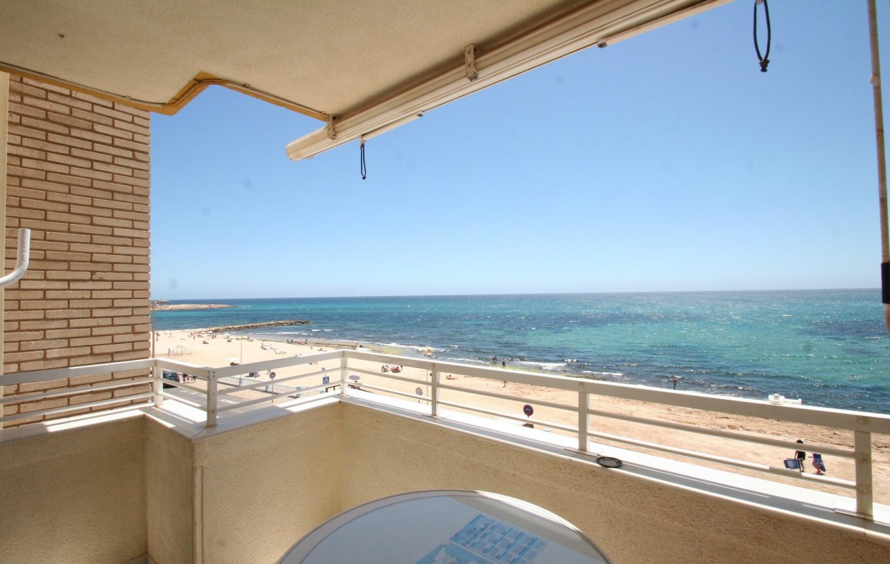 Resale - Wohnung - Torrevieja - Playa de los locos