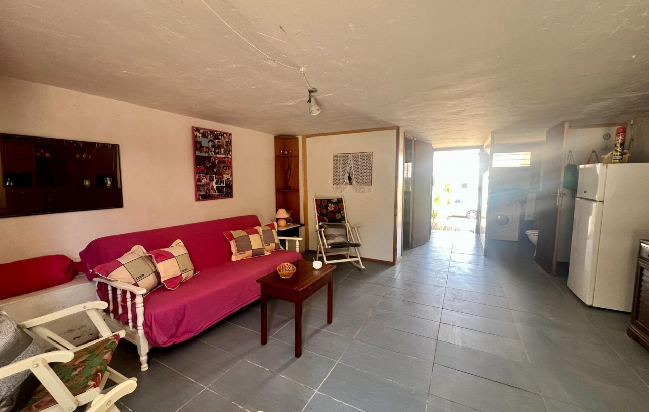 Resale - Casa - Torrevieja - Los balcones