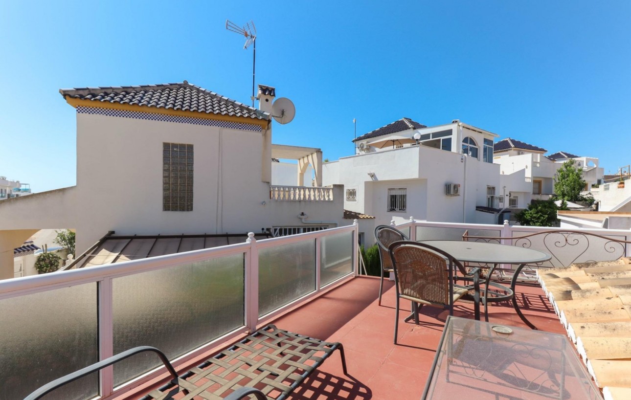 Resale - Villa - Torrevieja - Los altos