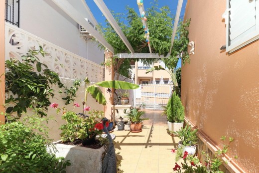 Venta - Villa - Torrevieja - Los altos