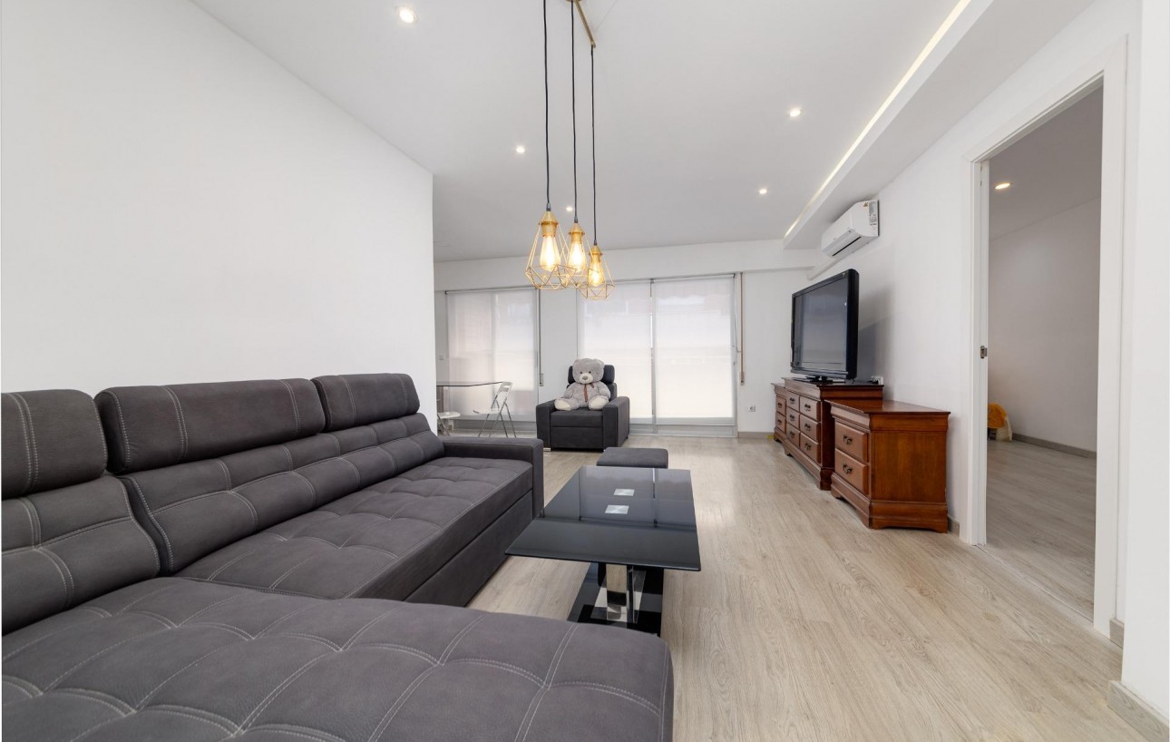 Sale - Apartment - Torrevieja - Playa del cura