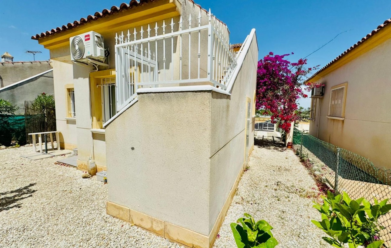 Sale - Chalet - Rojales - Pueblo