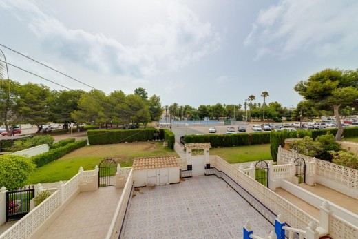 Sale - Apartment - Torrevieja - Calas blanca