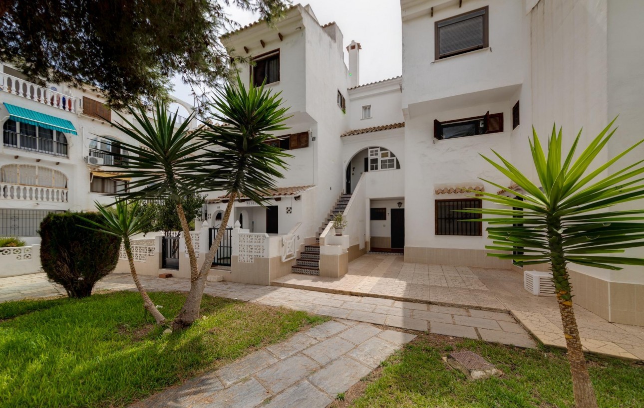 Resale - Wohnung - Torrevieja - Calas blanca